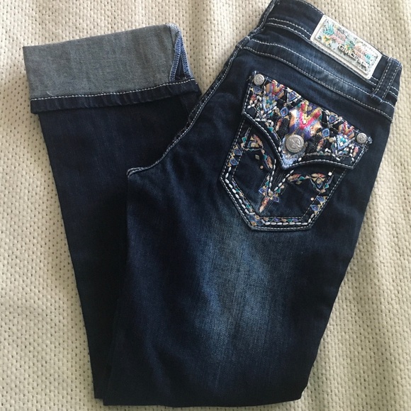 Grace in LA Capris - Picture 1 of 8